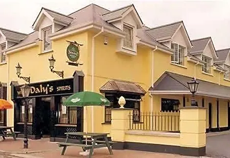 Dalys Inn 2*